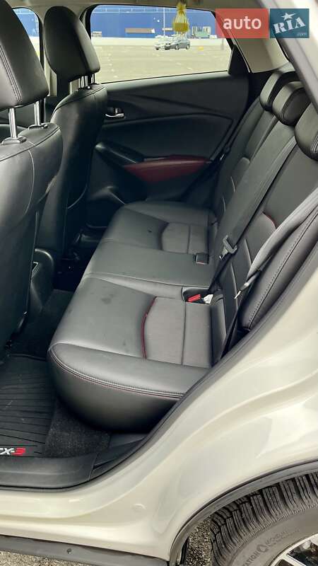 Позашляховик / Кросовер Mazda CX-3 2017 в Києві фото 12 Позашляховик / Кросовер Mazda CX-3 2017 в Києві