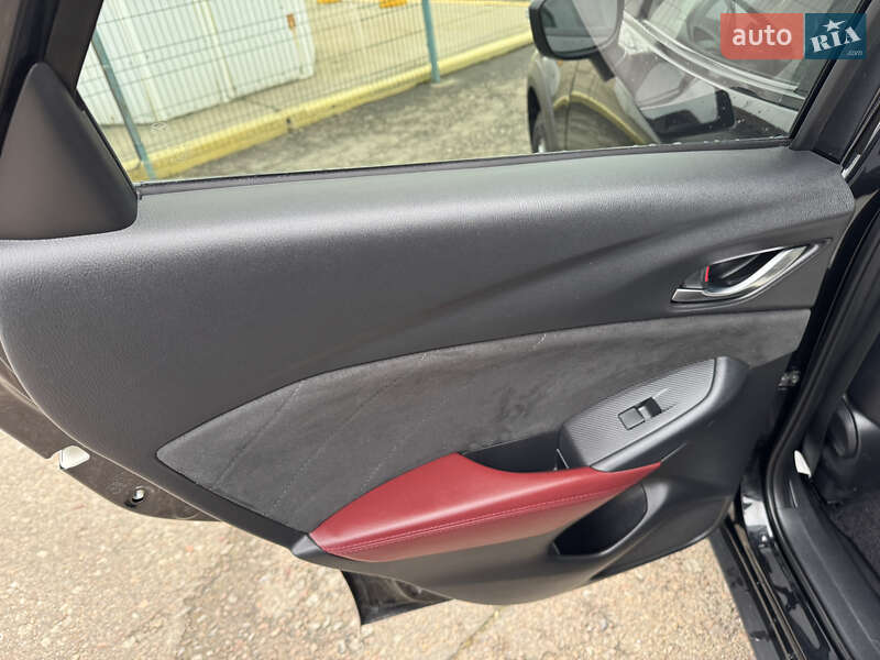 Внедорожник / Кроссовер Mazda CX-3 2015 в Киеве