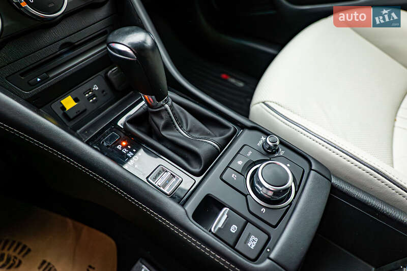 Внедорожник / Кроссовер Mazda CX-3 2018 в Киеве