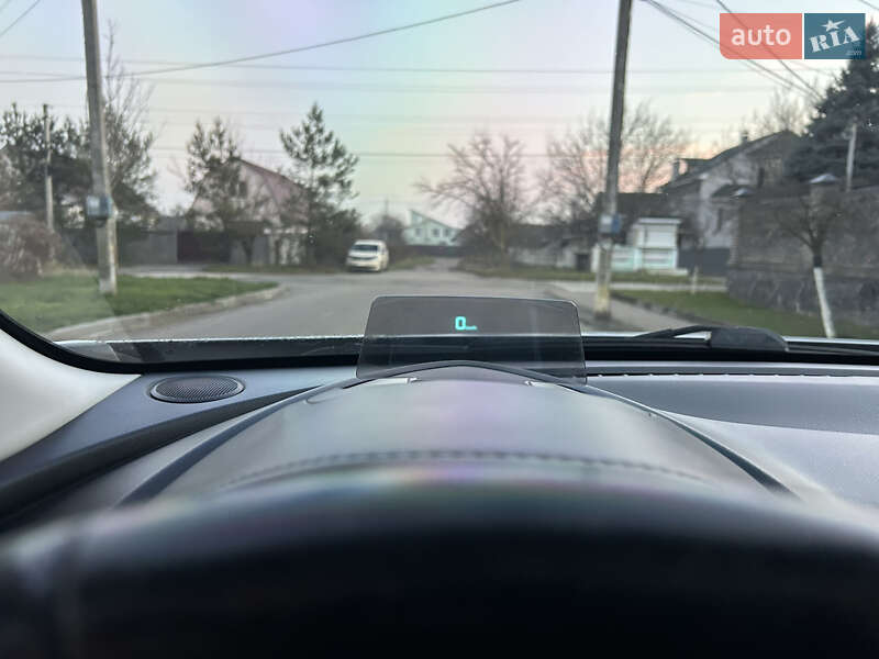 Внедорожник / Кроссовер Mazda CX-3 2015 в Киеве