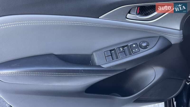 Внедорожник / Кроссовер Mazda CX-3 2019 в Киеве фото 24 Внедорожник / Кроссовер Mazda CX-3 2019 в Киеве