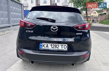 Внедорожник / Кроссовер Mazda CX-3 2015 в Киеве