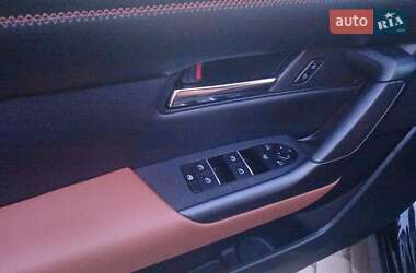 Позашляховик / Кросовер Mazda CX-50 2024 в 