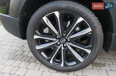 Позашляховик / Кросовер Mazda CX-50 2024 в 
