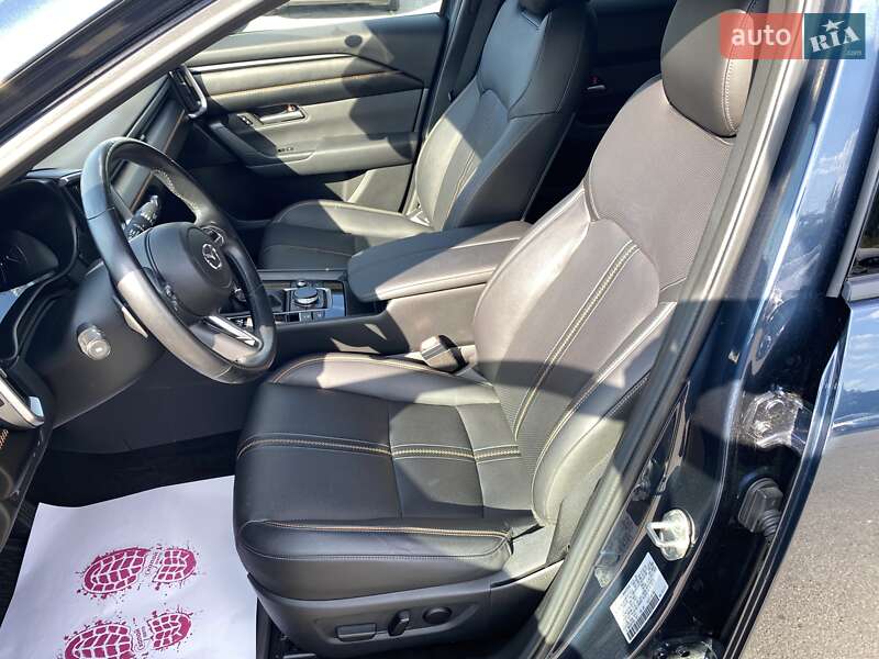 Позашляховик / Кросовер Mazda CX-50 2022 в Дніпрі