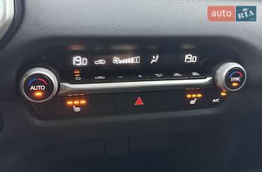 Внедорожник / Кроссовер Mazda CX-50 2023 в 