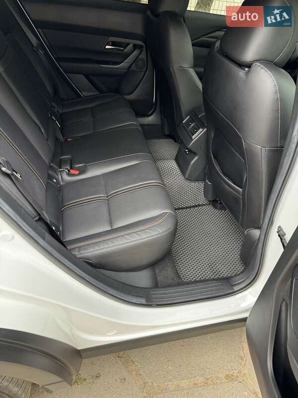 Внедорожник / Кроссовер Mazda CX-50 2024 в Херсоне