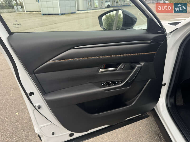 Внедорожник / Кроссовер Mazda CX-50 2023 в Запорожье