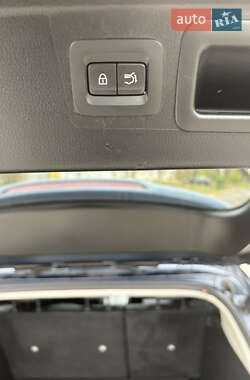 Позашляховик / Кросовер Mazda CX-50 2023 в 