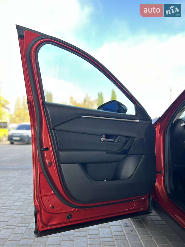 Позашляховик / Кросовер Mazda CX-50 2024 в Миколаєві