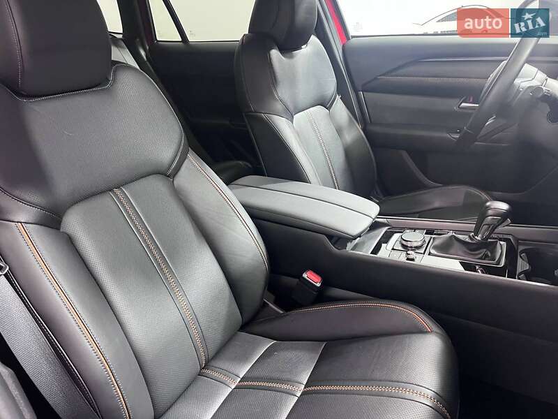 Позашляховик / Кросовер Mazda CX-50 2022 в Львові