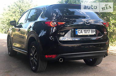 Внедорожник / Кроссовер Mazda CX-5 2017 в Киеве