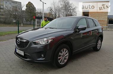 Позашляховик / Кросовер Mazda CX-5 2015 в 