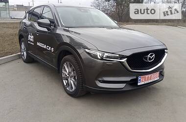 Позашляховик / Кросовер Mazda CX-5 2019 в 