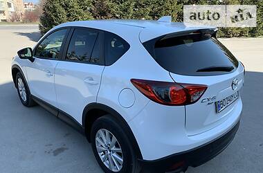 Позашляховик / Кросовер Mazda CX-5 2012 в 