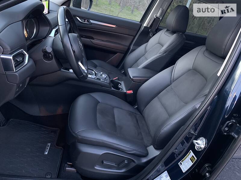 Позашляховик / Кросовер Mazda CX-5 2017 в Дніпрі фото 18 Позашляховик / Кросовер Mazda CX-5 2017 в Дніпрі