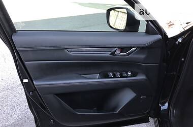 Позашляховик / Кросовер Mazda CX-5 2018 в 
