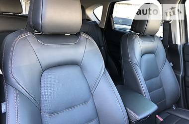 Позашляховик / Кросовер Mazda CX-5 2018 в 