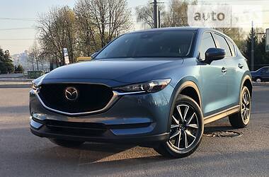 Позашляховик / Кросовер Mazda CX-5 2018 в 