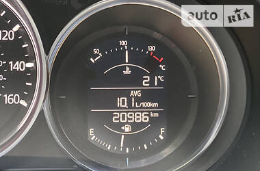 Позашляховик / Кросовер Mazda CX-5 2017 в 