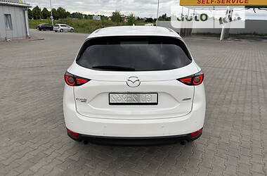 Позашляховик / Кросовер Mazda CX-5 2017 в Луцьку