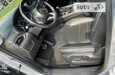 Позашляховик / Кросовер Mazda CX-5 2019 в 