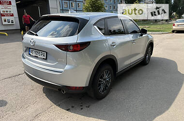 Позашляховик / Кросовер Mazda CX-5 2019 в 