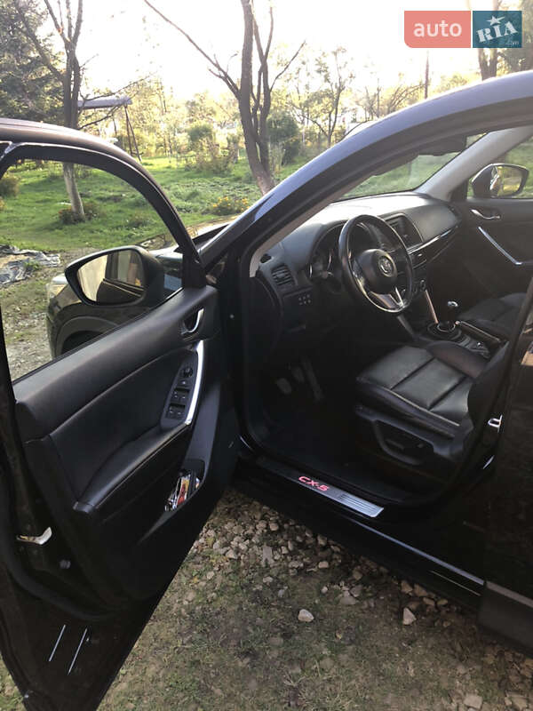 Внедорожник / Кроссовер Mazda CX-5 2014 в Долине