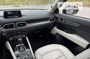 Внедорожник / Кроссовер Mazda CX-5 2019 в 