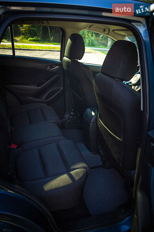 Внедорожник / Кроссовер Mazda CX-5 2015 в Черкассах