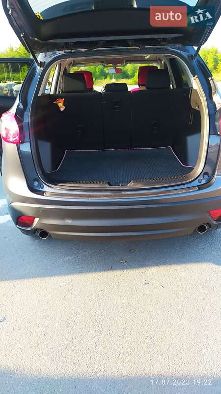 Позашляховик / Кросовер Mazda CX-5 2014 в Кам'янець-Подільському