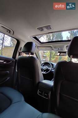 Внедорожник / Кроссовер Mazda CX-5 2017 в 