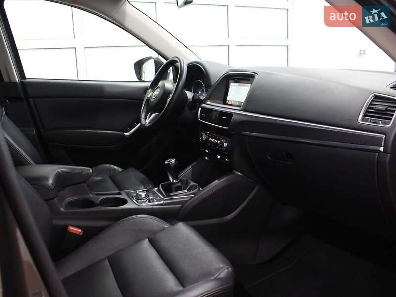 Позашляховик / Кросовер Mazda CX-5 2016 в Львові