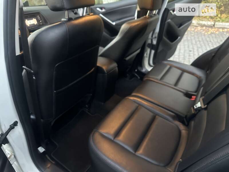 Внедорожник / Кроссовер Mazda CX-5 2014 в Черновцах