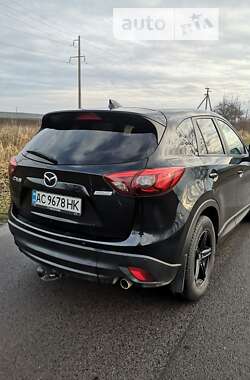 Внедорожник / Кроссовер Mazda CX-5 2015 в Владимир-Волынском
