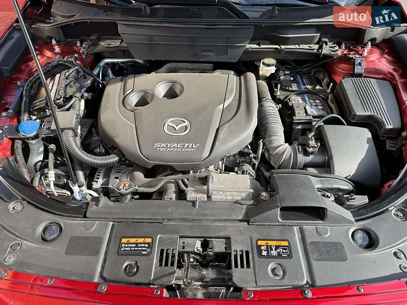 Внедорожник / Кроссовер Mazda CX-5 2017 в Гайвороне