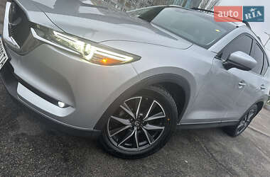 Позашляховик / Кросовер Mazda CX-5 2017 в 