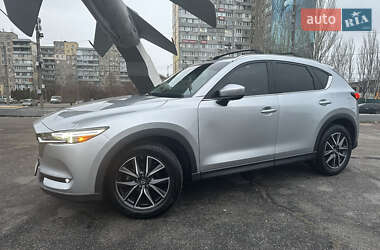 Позашляховик / Кросовер Mazda CX-5 2017 в 