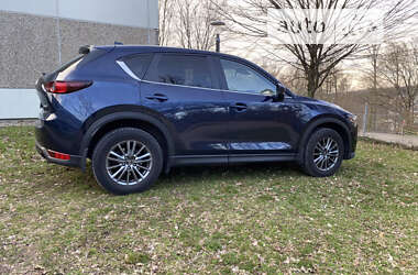 Позашляховик / Кросовер Mazda CX-5 2017 в Львові