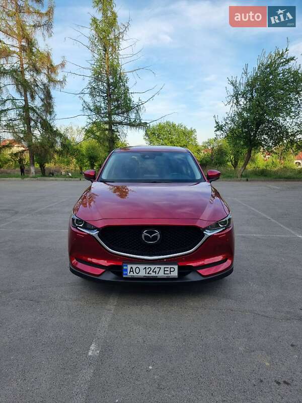 Внедорожник / Кроссовер Mazda CX-5 2018 в Ужгороде