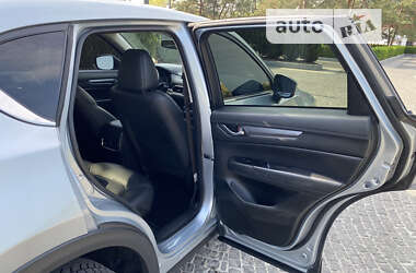 Позашляховик / Кросовер Mazda CX-5 2019 в 