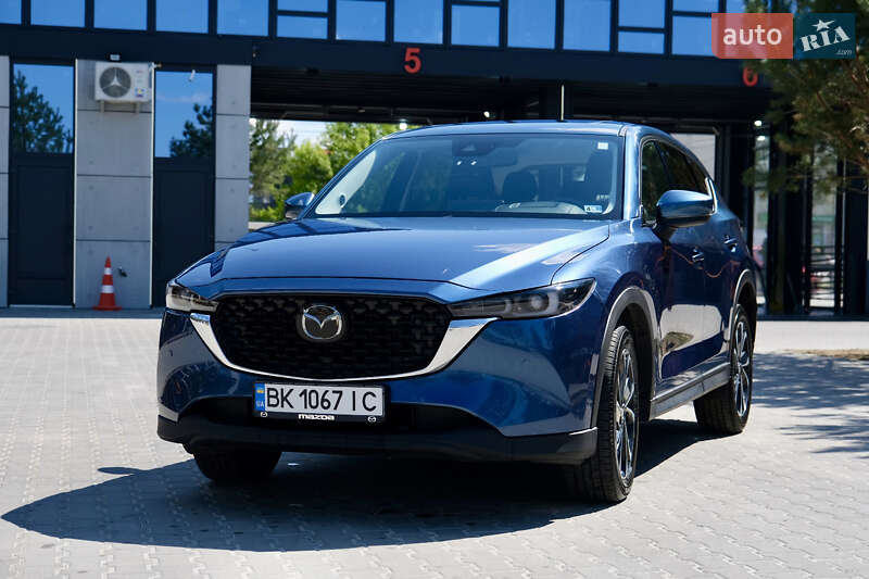 Внедорожник / Кроссовер Mazda CX-5 2022 в Ровно