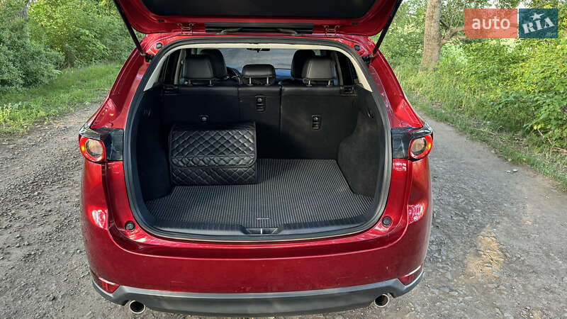 Внедорожник / Кроссовер Mazda CX-5 2019 в Кривом Озере