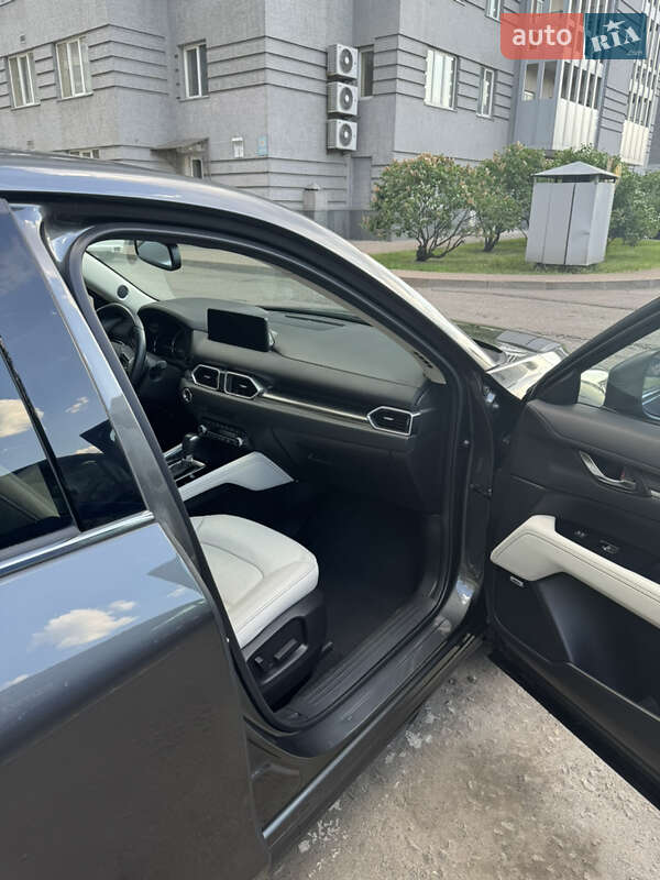 Позашляховик / Кросовер Mazda CX-5 2021 в Києві