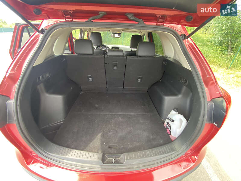 Позашляховик / Кросовер Mazda CX-5 2015 в Києві