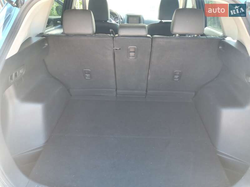 Внедорожник / Кроссовер Mazda CX-5 2015 в Вышгороде