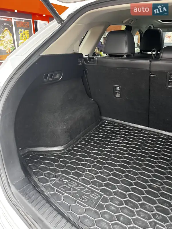 Внедорожник / Кроссовер Mazda CX-5 2018 в 