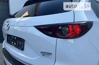 Внедорожник / Кроссовер Mazda CX-5 2017 в 