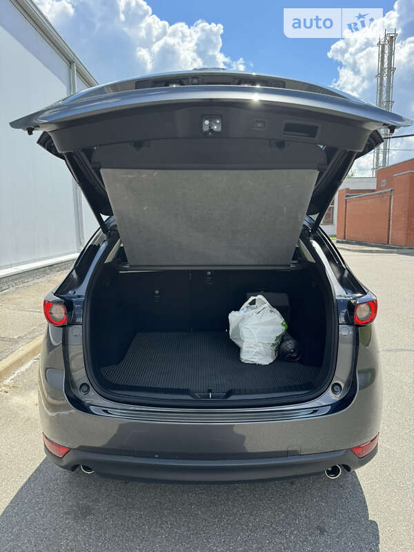 Внедорожник / Кроссовер Mazda CX-5 2019 в Киеве