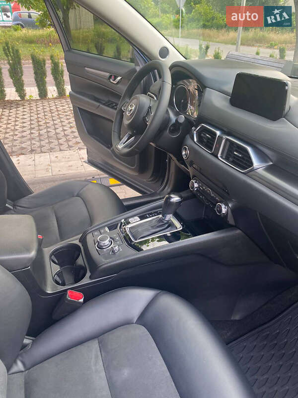 Внедорожник / Кроссовер Mazda CX-5 2017 в Черновцах